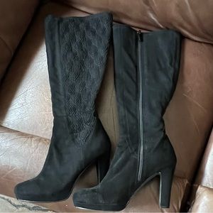 Impo Knee High Microfiber Stretch Boots 4 inch Heel Size 8 M